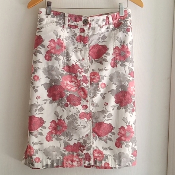 ⭐️ Host Pick ⭐️ Per Una | Multicolored Floral Pencil Skirt - Picture 7 of 7